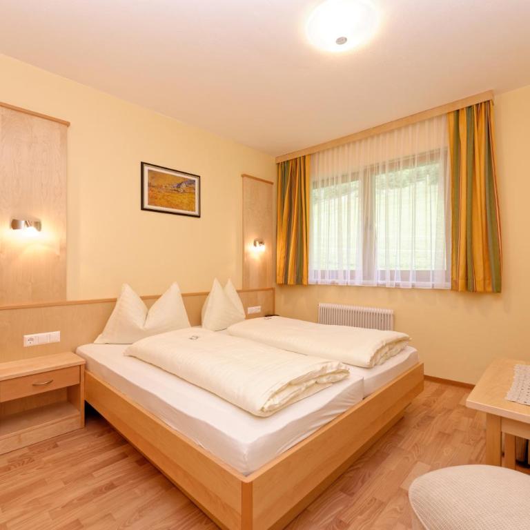 Hotel Tischlbergerhof - Comfort Doppelzimmer mit Balkon - 1