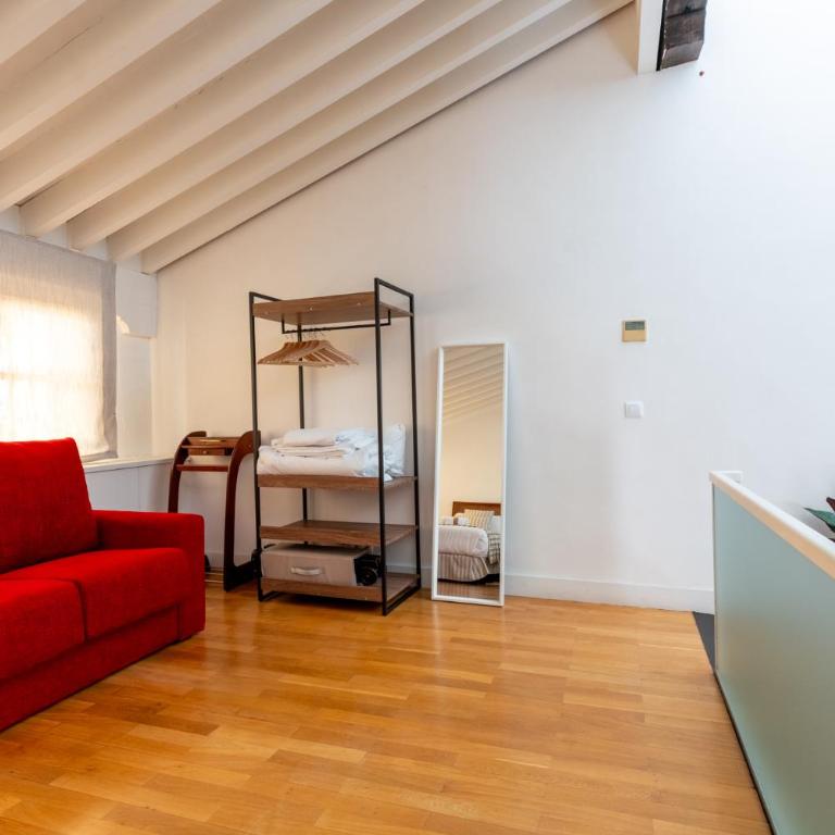 AD10 Amazing House near Cathedral by Antonia Diaz street - Three-Bedroom House - 31