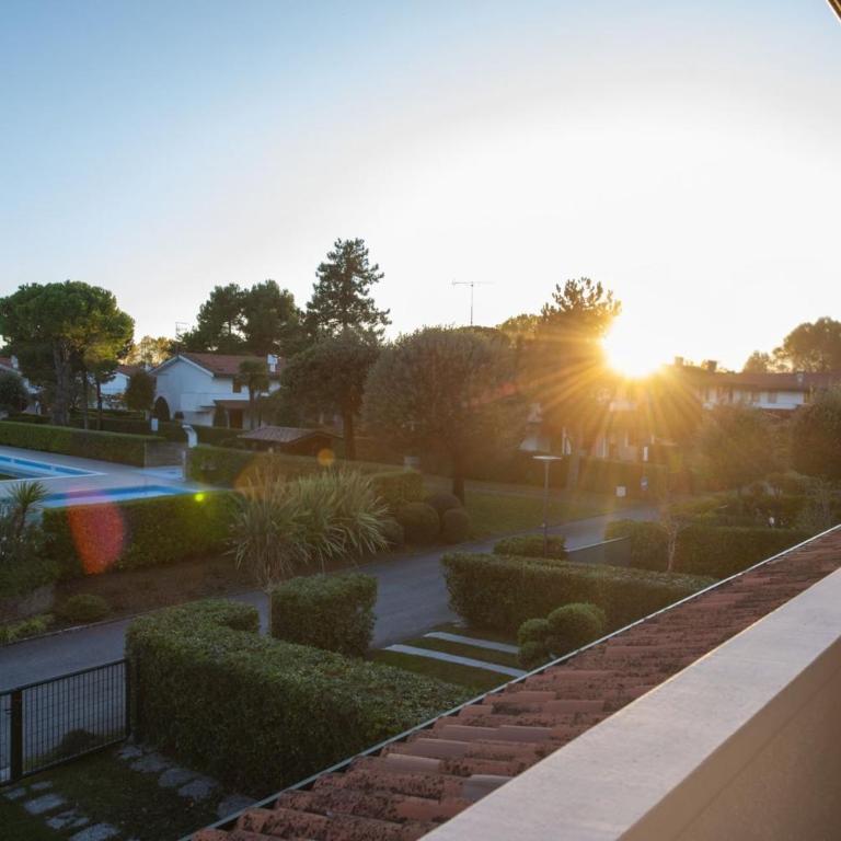 Charming townhouse with a shared pool and garden - Appartamento - 8