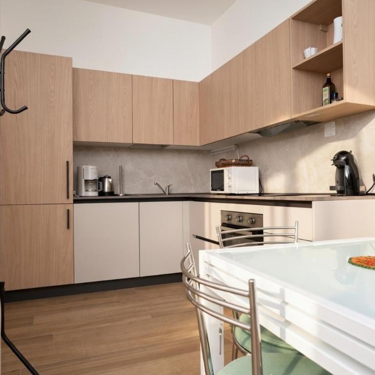 Como Borghi Two-room apartment near old town with AC - One-Bedroom Apartment - 4