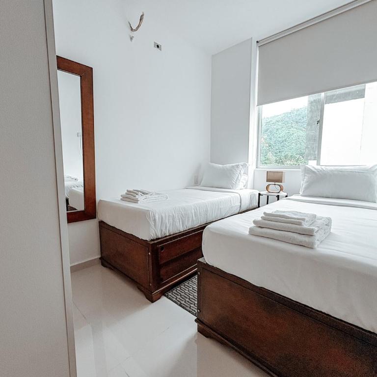 Fee4Me Flat near Neomundo - One-Bedroom Apartment - 1