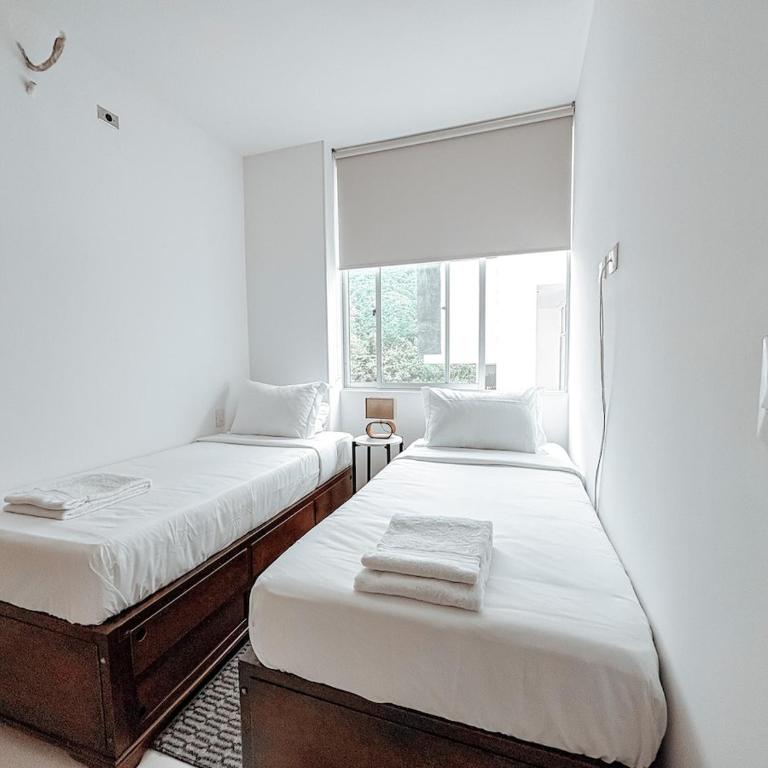 Fee4Me Flat near Neomundo - One-Bedroom Apartment - 25