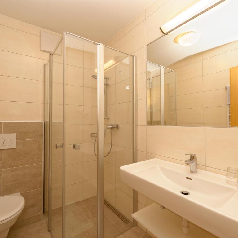 Hotel Tischlbergerhof - Comfort Doppelzimmer mit Balkon - 10