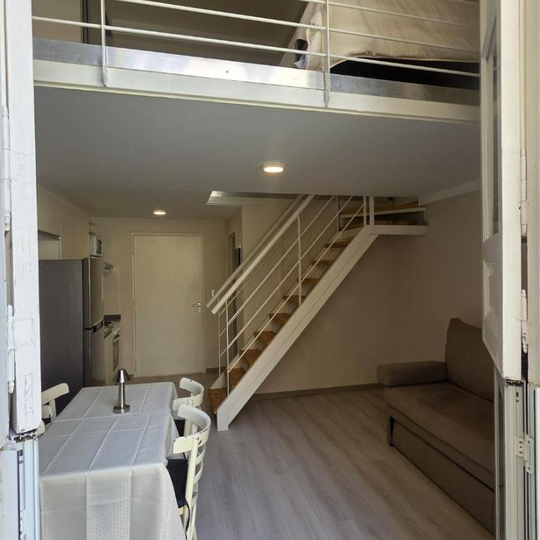 LOFT in Historic Convent with Balcony & Patio View - Apartamento de 2 dormitorios - 5