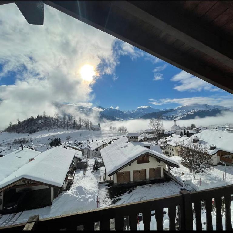 Dach-Panorama-Wohnung Falera - 5min zum Lift zu Fuss - Apartment mit 3 Schlafzimmern - 2