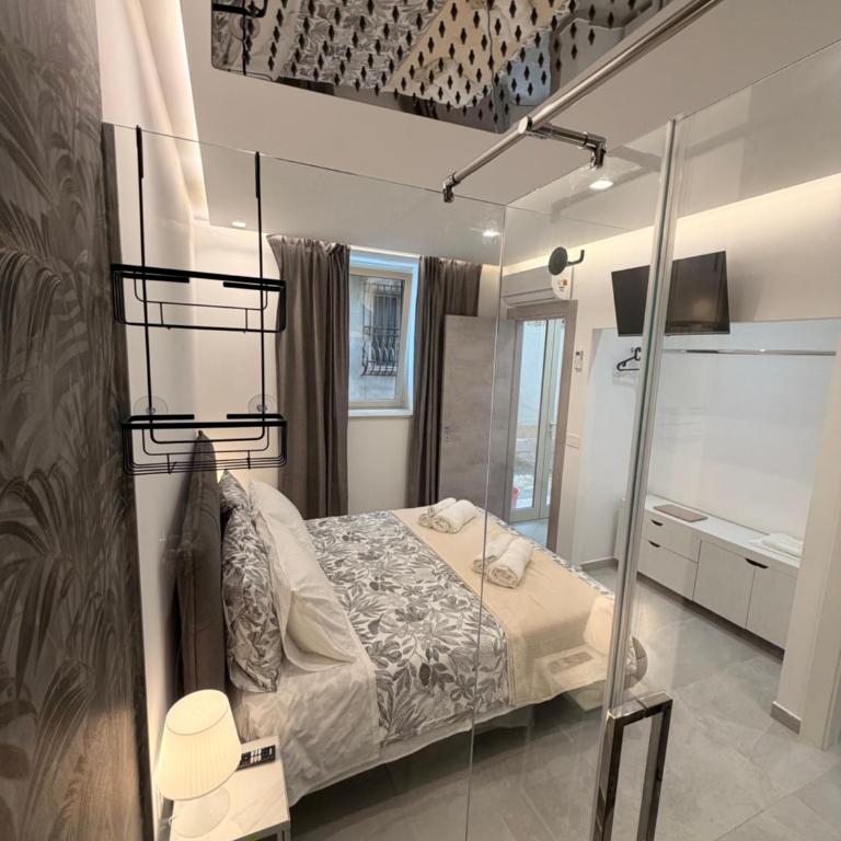 Sicilian Jacuzzi stay - 2BR - Two-Bedroom House - 14