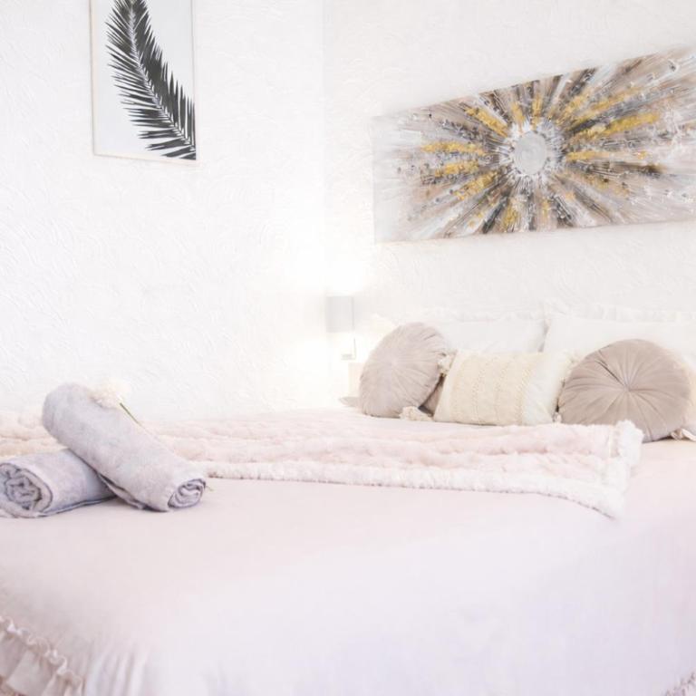 Studio confort, chic & spacieux Plage de Juan les pins & central - Apartamento Estudio - 1