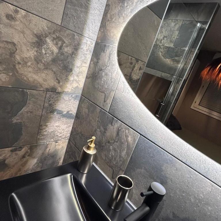 L' instant Bohème T2 1 chambre clim , piscine , parking wifi - Appartamento con 2 Camere da Letto - 30