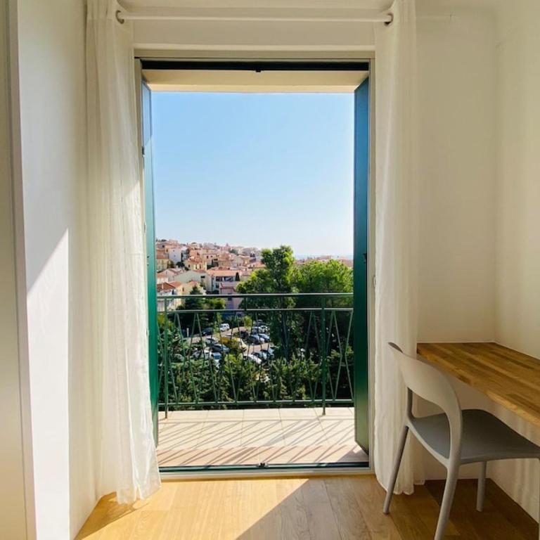 Duplex neuf centre ville, à 5 minutes de la plage! - Five-Bedroom House - 24