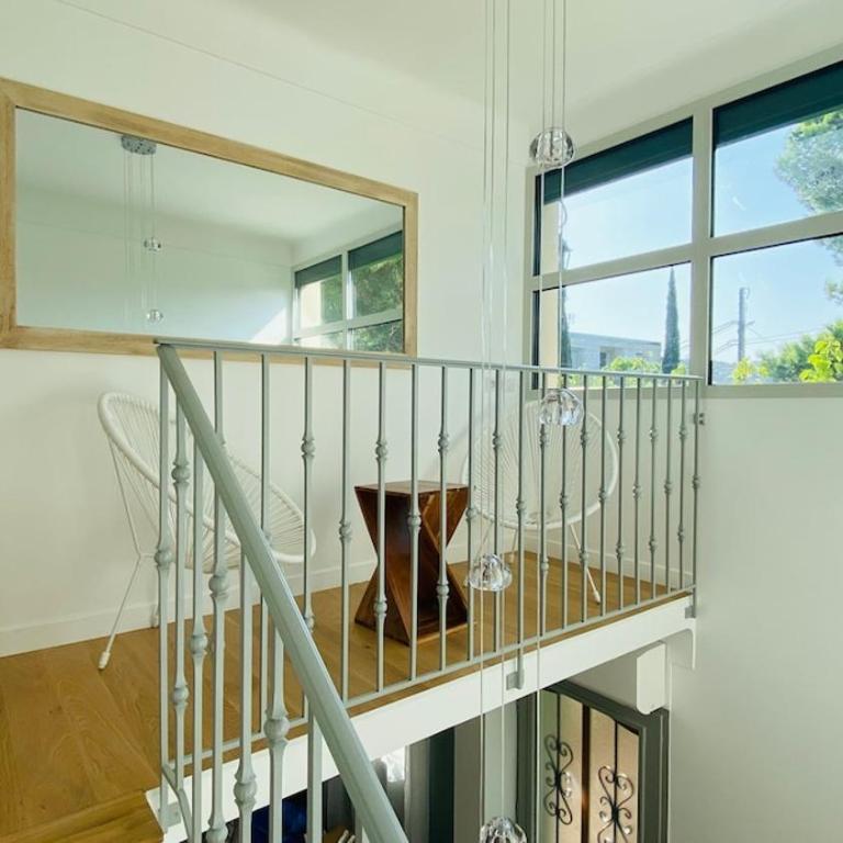 Duplex neuf centre ville, à 5 minutes de la plage! - Five-Bedroom House - 13