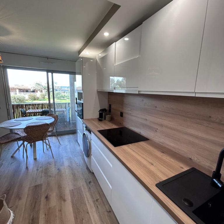 L' instant Bohème T2 1 chambre clim , piscine , parking wifi - Appartamento con 2 Camere da Letto - 13