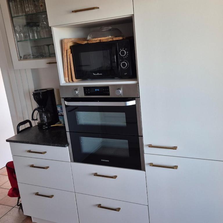 appartement confortable au dernier étage avec vue mer et plage - Apartamento de 3 dormitorios - 26