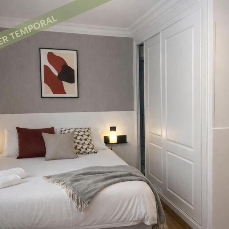 Madrid Río Suites - One-Bedroom Apartment - 4