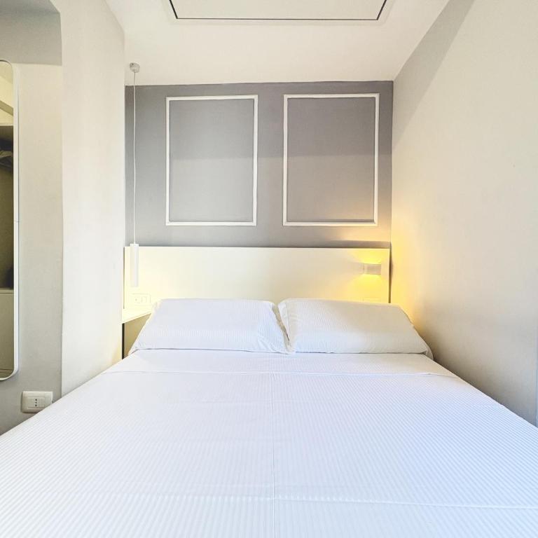 Napoleon - Standard Double Room - 16