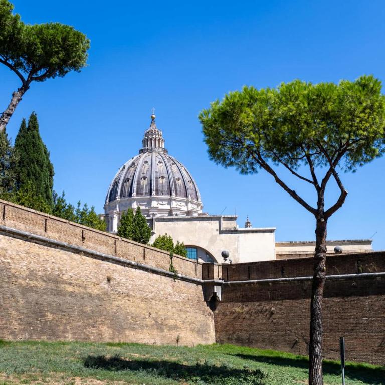St Peter's Boutique Retreat - Vatican Walls - Appartamento Deluxe con 2 Camere da Letto e Balcone - 4