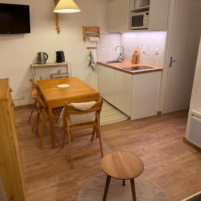 Chez Roger T3 Risoul - Appartement 2 Chambres - 1