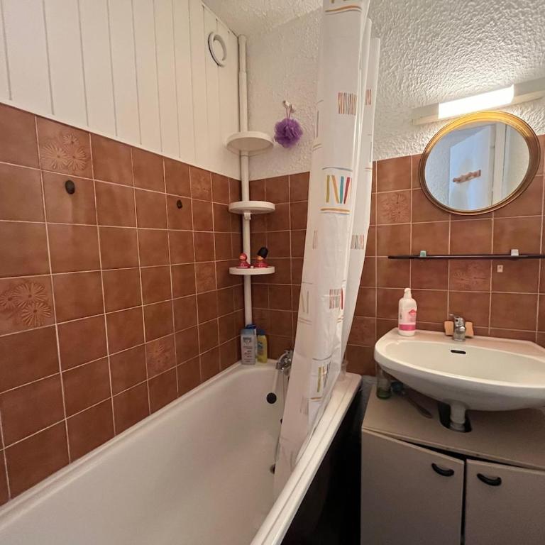 Chez Roger T3 Risoul - Appartement 2 Chambres - 16