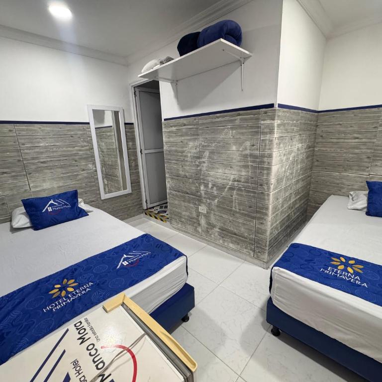Casa Hotel Manco Mora - Habitación Doble - 2 camas - 7