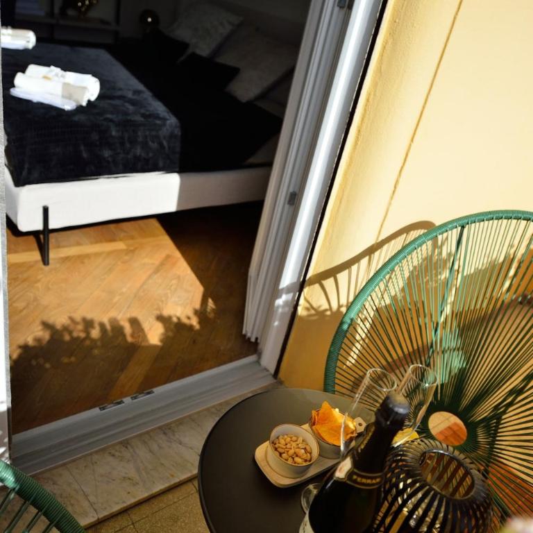 Elegant 2-Bedroom Apartment near Metro B1 Easy Access to the Colosseum - Appartamento con 2 Camere da Letto - 72