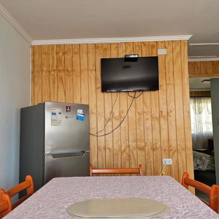 Lago Ranco, cabaña orilla de lago - Two-Bedroom House - 2