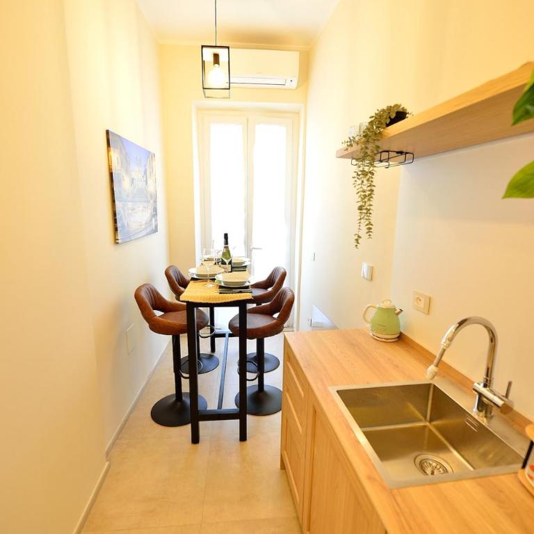 Elegant 2-Bedroom Apartment near Metro B1 Easy Access to the Colosseum - Appartamento con 2 Camere da Letto - 34