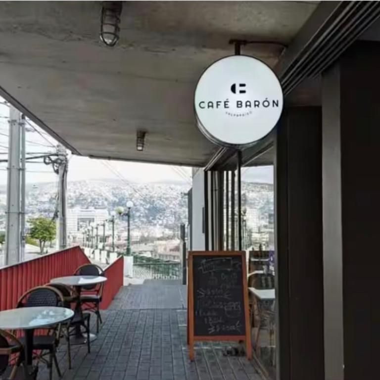Departamento frente al mar - Two-Bedroom Apartment - 37