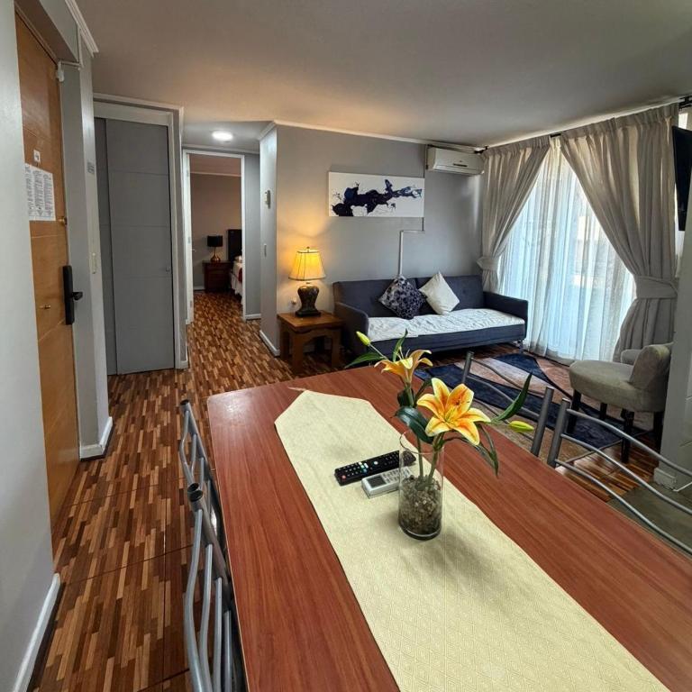 VR Suite Santiago - Quadruple Room with Private Bathroom - 5