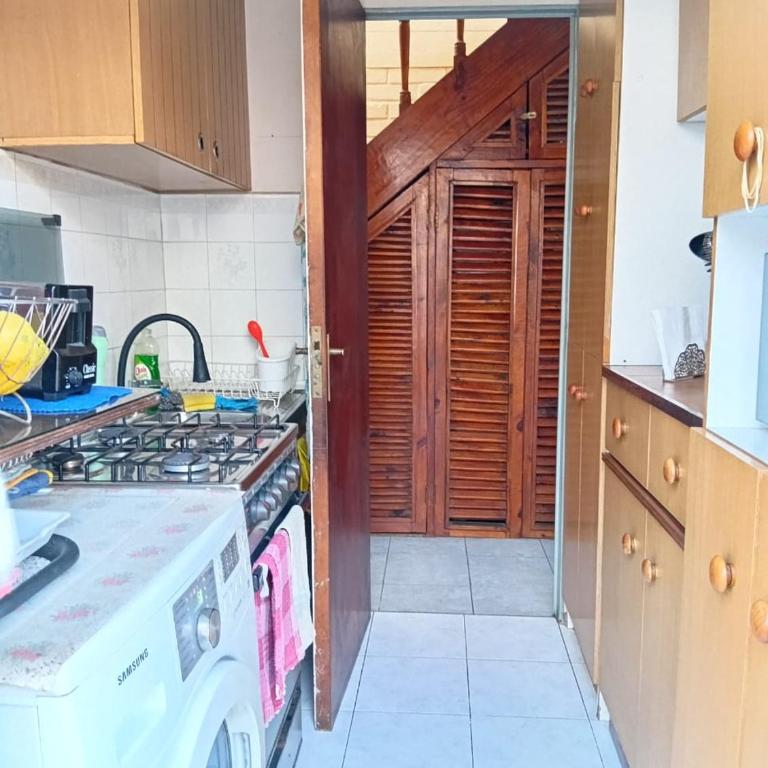 Casa familiar en Viña, acogedora a pasos de todo - Three-Bedroom House - 10