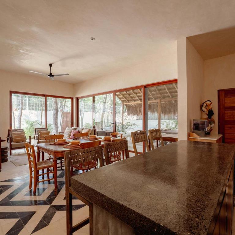 chic 4BR Villa with Private Pool in Holistika Tulum - Villa - 2