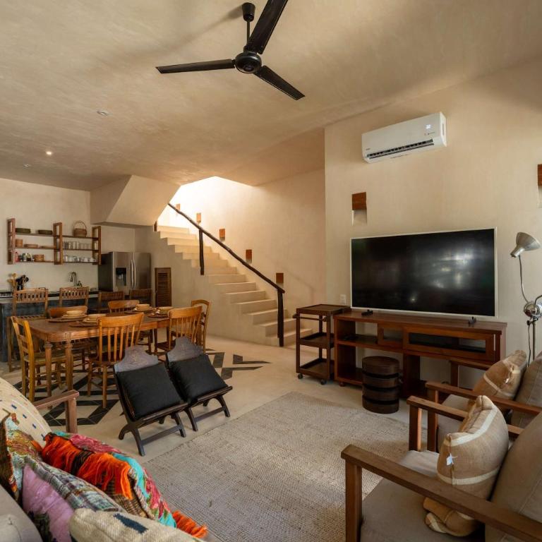 chic 4BR Villa with Private Pool in Holistika Tulum - Villa - 4
