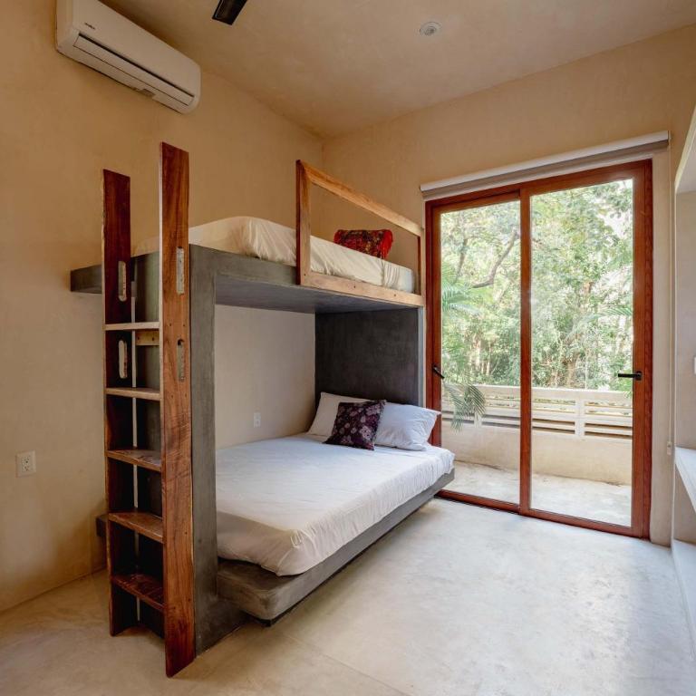 chic 4BR Villa with Private Pool in Holistika Tulum - Villa - 16