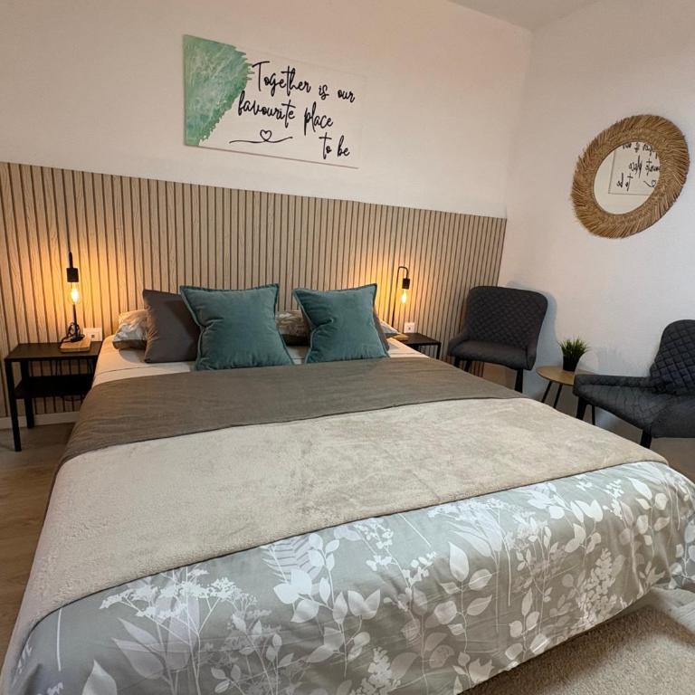 Soleado Apt con balcón y vistas al mar Playa 15 min caminando - Apartamento de 1 dormitorio - 3