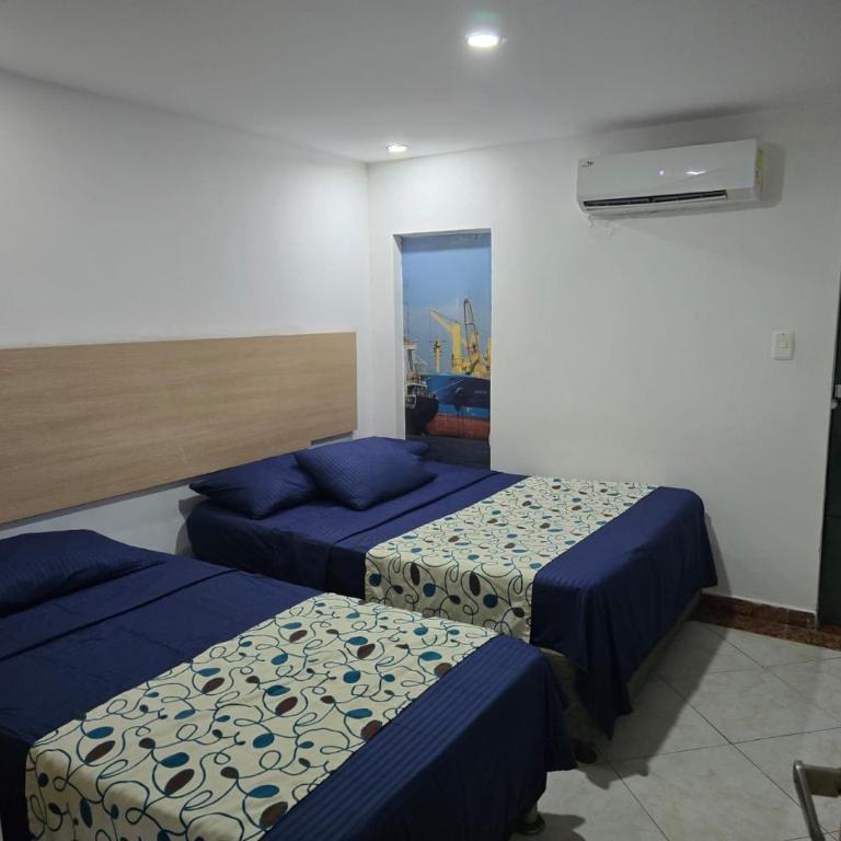 Hotel Plaza 43 - Triple Room - 1