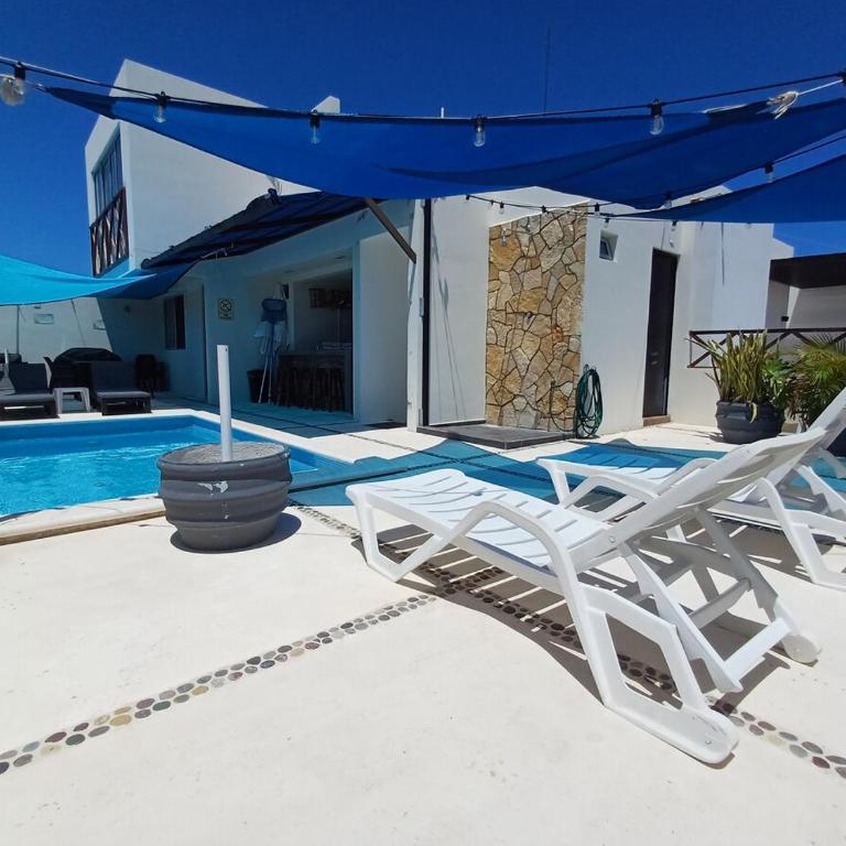 Nautica Apartment-4 guests and shared pool - One-Bedroom Apartment - 3