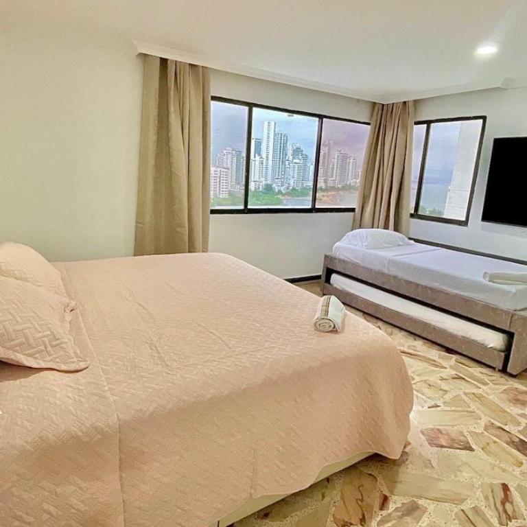 Apto luxury en el laguito edificio marina del rey cartagena frente al mar - Three-Bedroom Apartment - 9