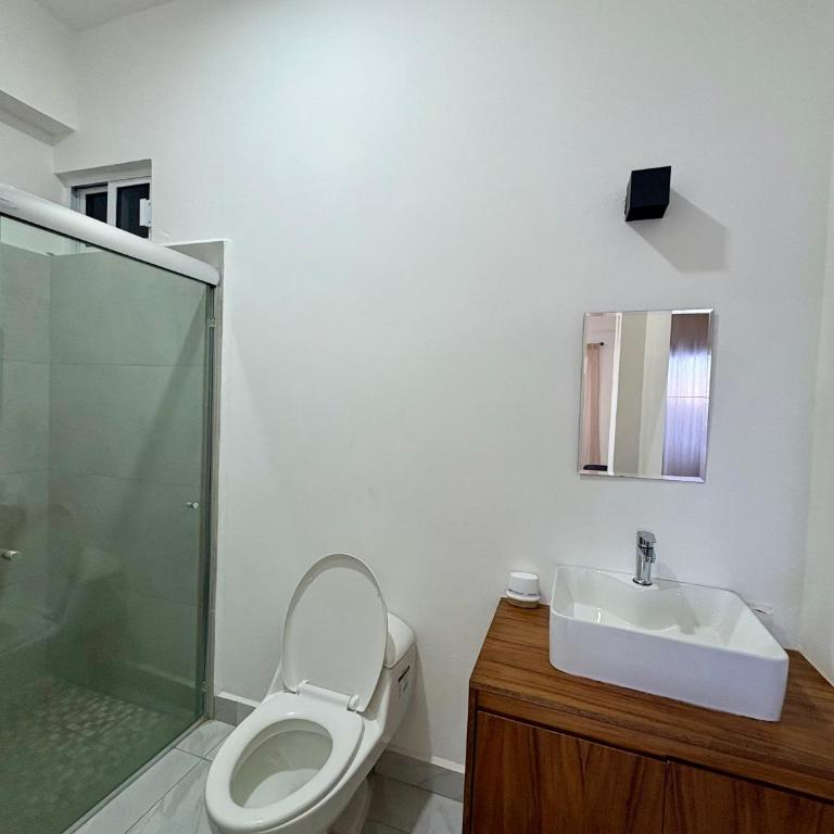DEPA NUEVO en TORRE CORDOBA a pasos del MALECON y PLAYA - Three-Bedroom Apartment - 19
