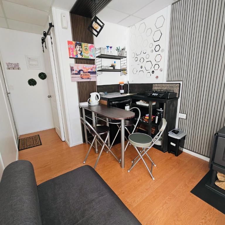 Container Austral Chamiza - One-Bedroom Apartment - 6