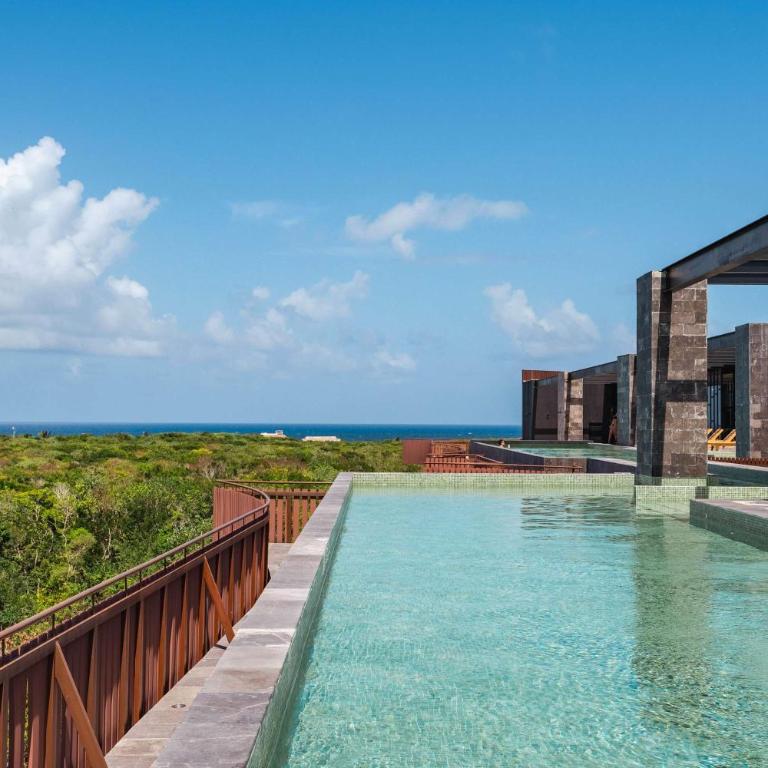 AMIRA Luxury 3BR PH with Rooftop Pool & shared Gym - Apartamento - 2