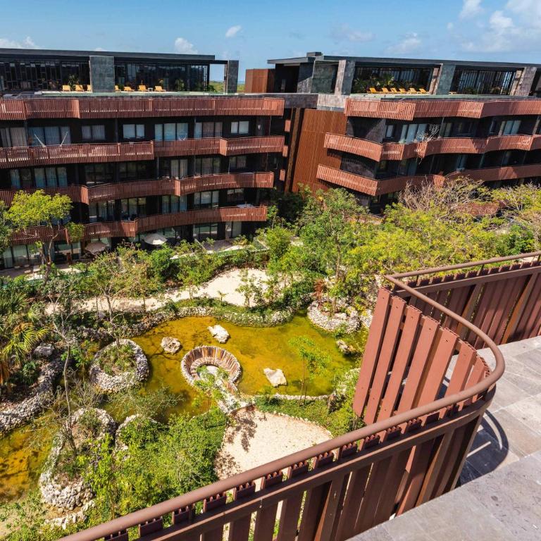 AMIRA Luxury 3BR PH with Rooftop Pool & shared Gym - Apartamento - 40