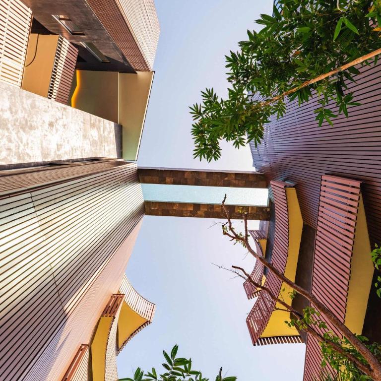 AMIRA Luxury 3BR PH with Rooftop Pool & shared Gym - Apartamento - 60