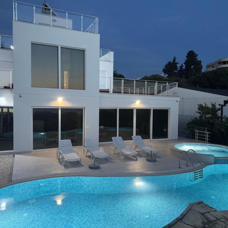 Sea Whisper Villa - Villa with Sea View - 1