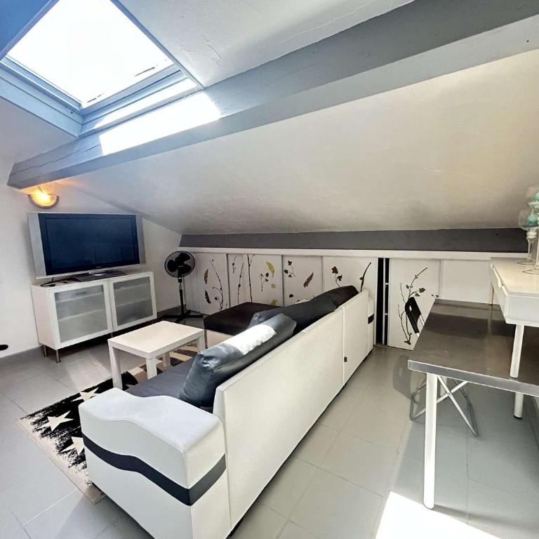 SM700-007 PINEDE SAINTE MAXIME Maison 5 pièces 8 couchages avec Piscine et parking - Ferienhaus mit 4 Zimmern - 12
