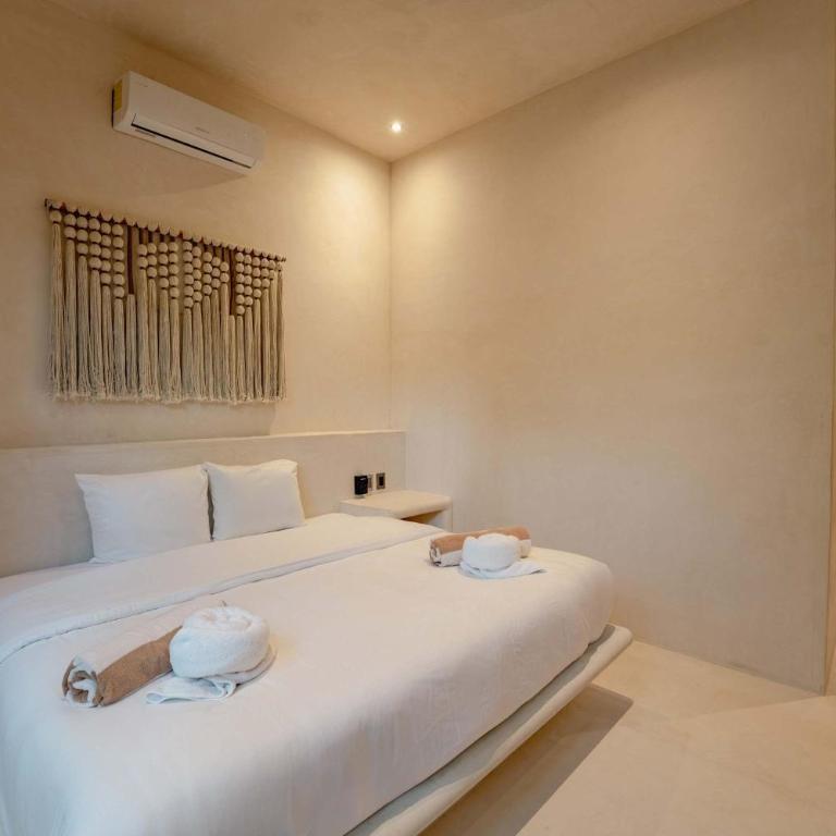 Stylish 1BR Retreat in Holistika with Private Pool - Apartamento - 2