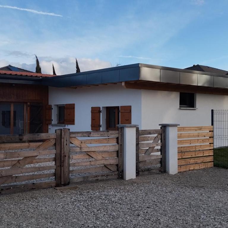 Maison familiale meublée avec jardin - Maison 3 Chambres - 3
