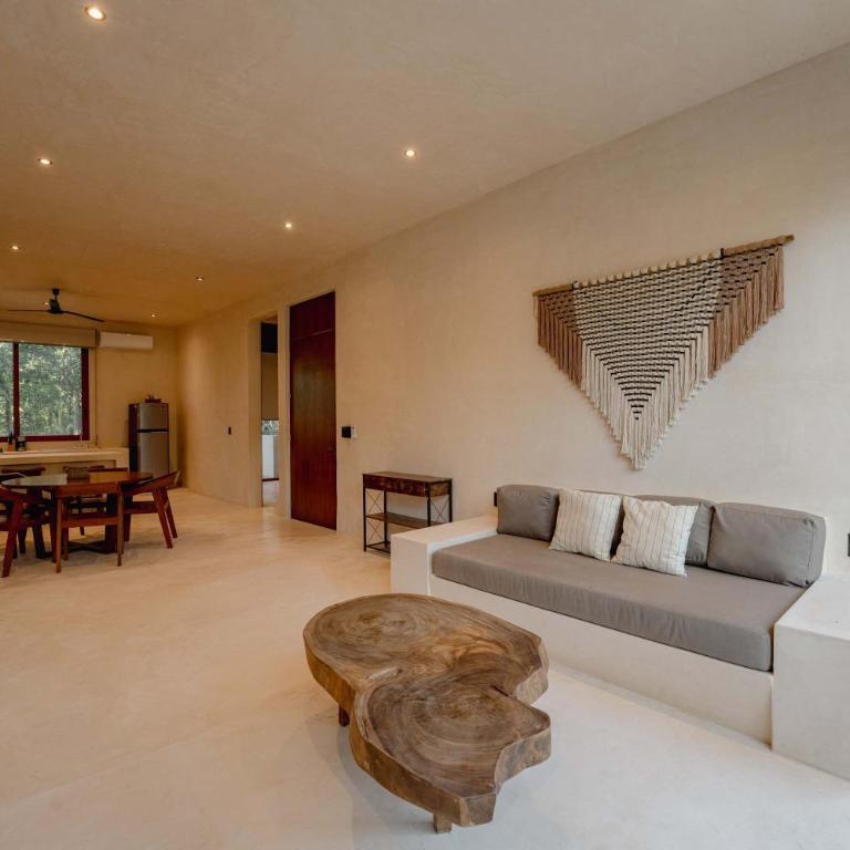 Luxury 2BR Retreat with Private Rooftop - Holistika - Apartamento - 1