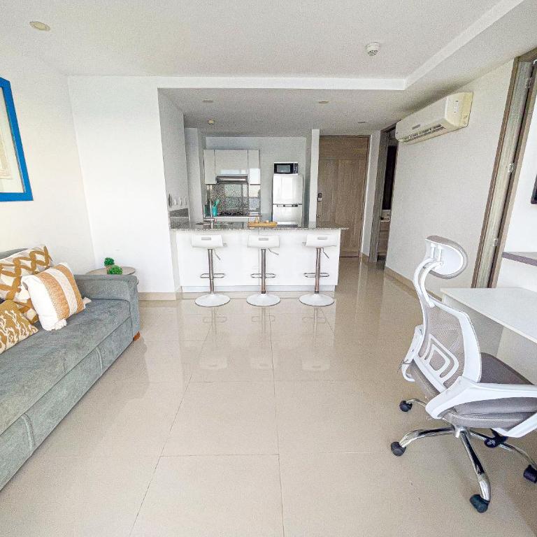 22nd flr Spectacular Seaview Morros City Bocagrande - Apartment with Sea View - 18