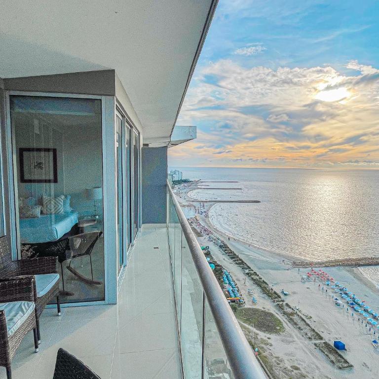 22nd flr Spectacular Seaview Morros City Bocagrande - Apartment with Sea View - 25