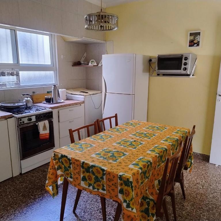 PH Amplio Confortable con parrilla - Two-Bedroom Apartment - 7