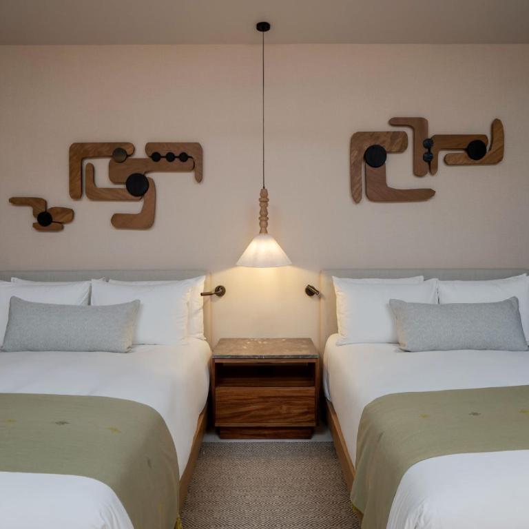 Grand Hyatt Cancun Beach Resort - Queen Room with Two Queen Beds and Marina View - 4
