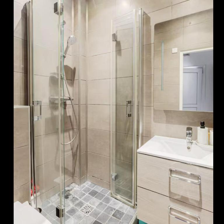 Bright and quiet Parisian apartment - Appartement 1 Chambre - 11